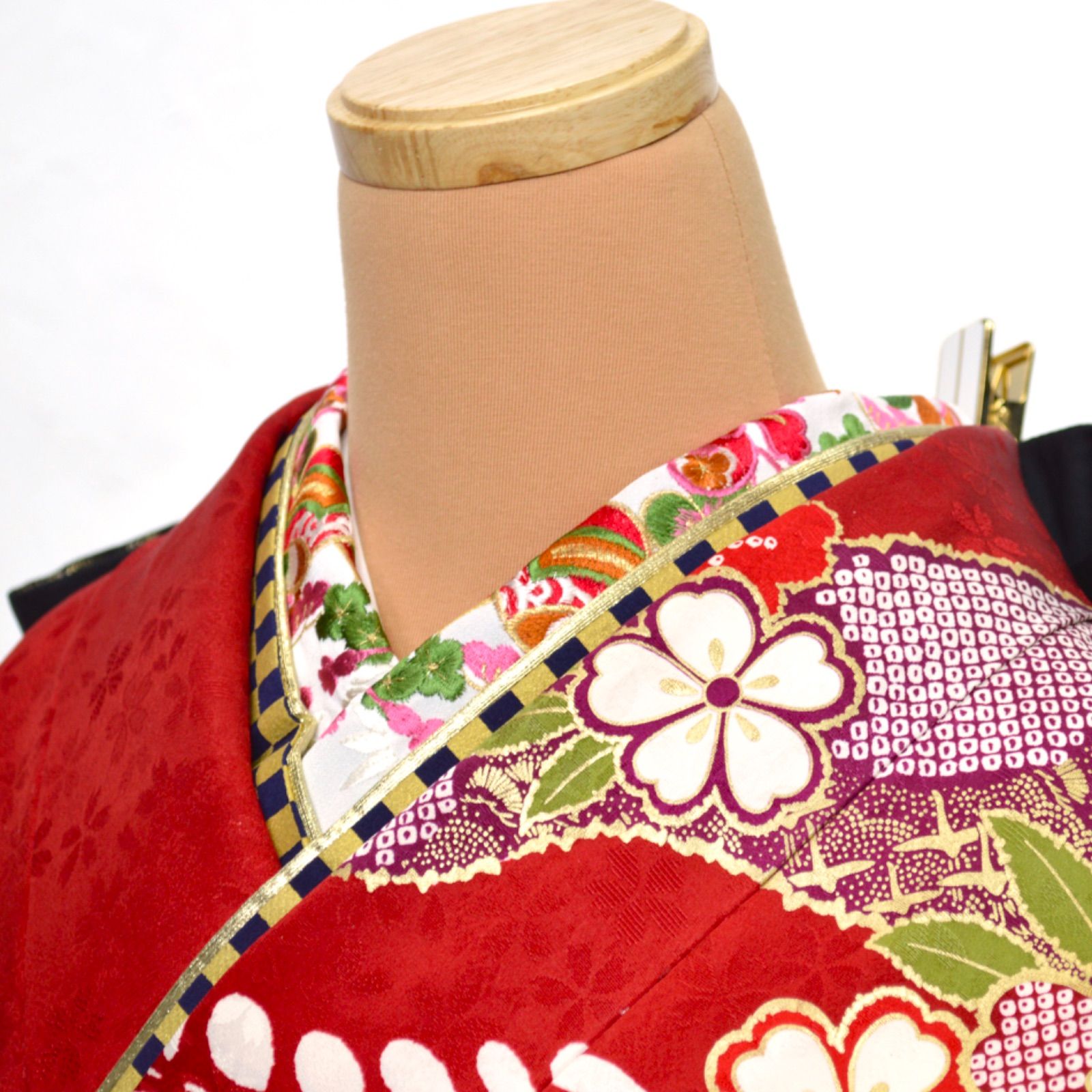 ブランド美品振袖　金駒刺繍　黒　金　吉祥花紋　豪華　正絹　フルセット　成人式 振袖フルセット S〜Lサイズ 正絹 成人式 金駒刺繍 振袖セット 美