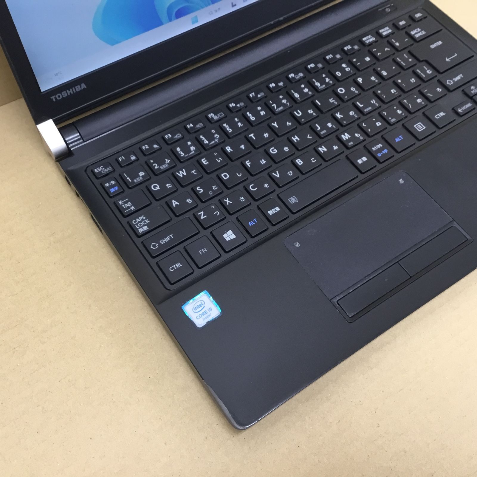 東芝 ノートパソコン DYNABOOK R73/B CI5(6300U)-2.4GHZ8GB256GB