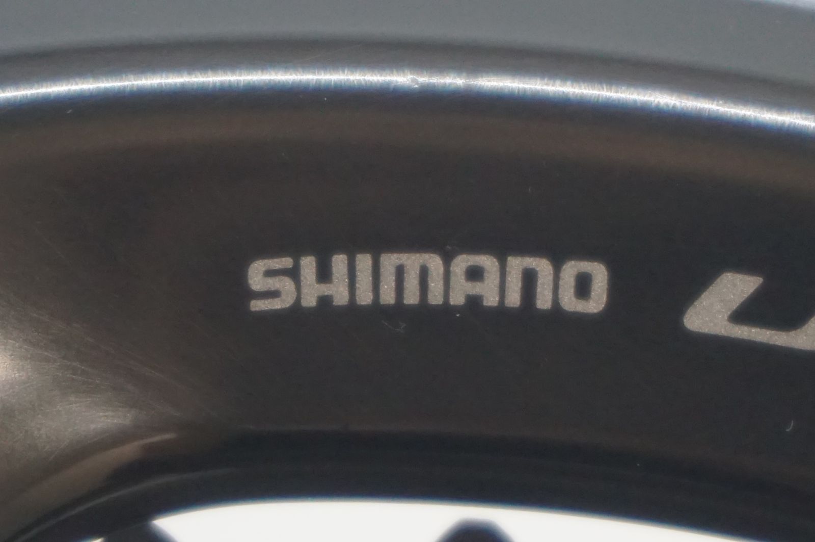 シマノ
