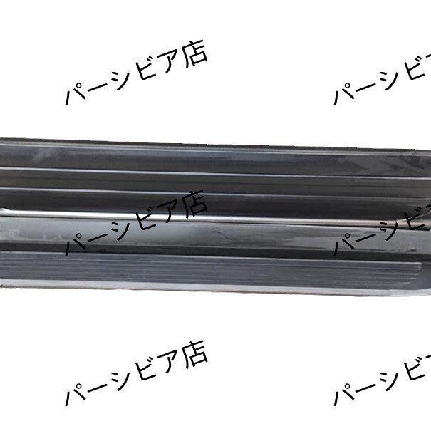 サイドバー 三ドア