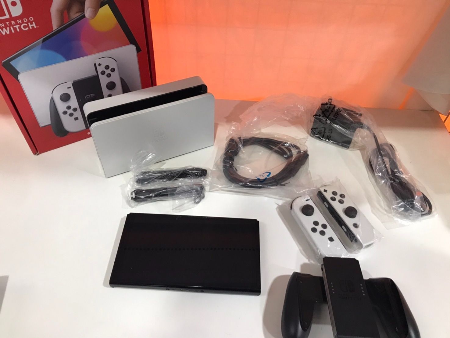 Nintendo Switch 有機ELモデル 本体 中古 任天堂 スイッチ 有機EL 本体