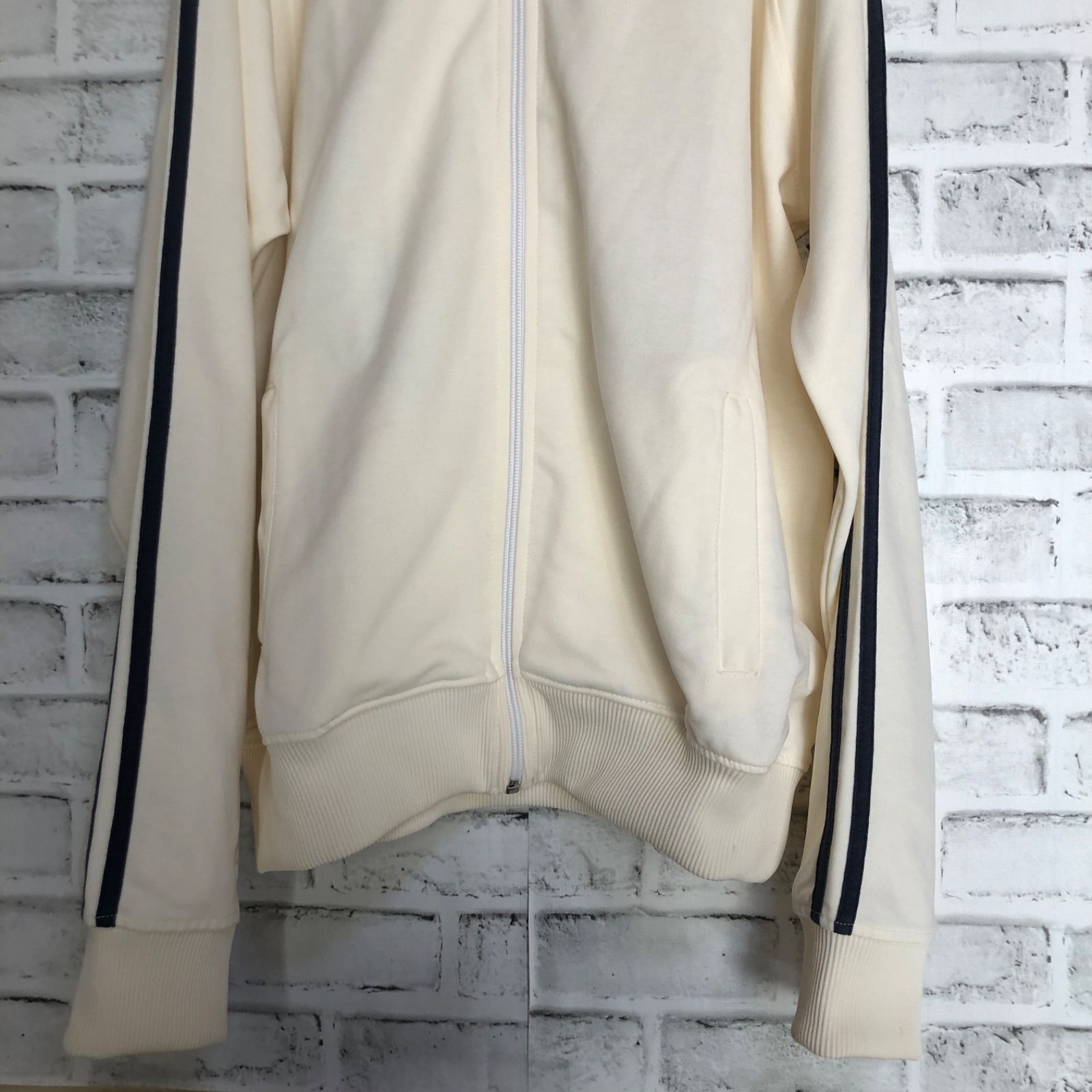 美品⭐️Fred Perry トラックジャケット L 刺繍月桂樹 ベージュ 90s⭐️Fred Perry トラックジャケット/ジャージ L 刺繍月桂樹