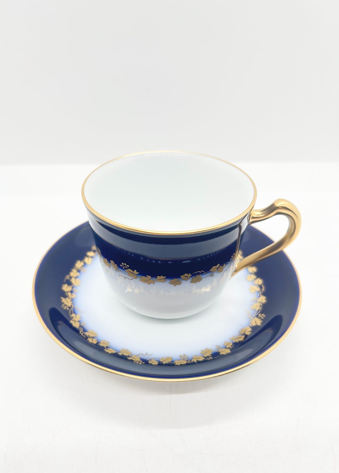 瑠璃金彩蔦模様 コーヒー碗皿