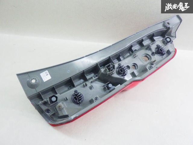 ✳︎HONDA JF3 N-BOX 左テールランプ 中古部品 ICHICOH ✳︎ 破損無し！】ホンダ純正 JF3 JF4 N-BOX 前期 LED テール