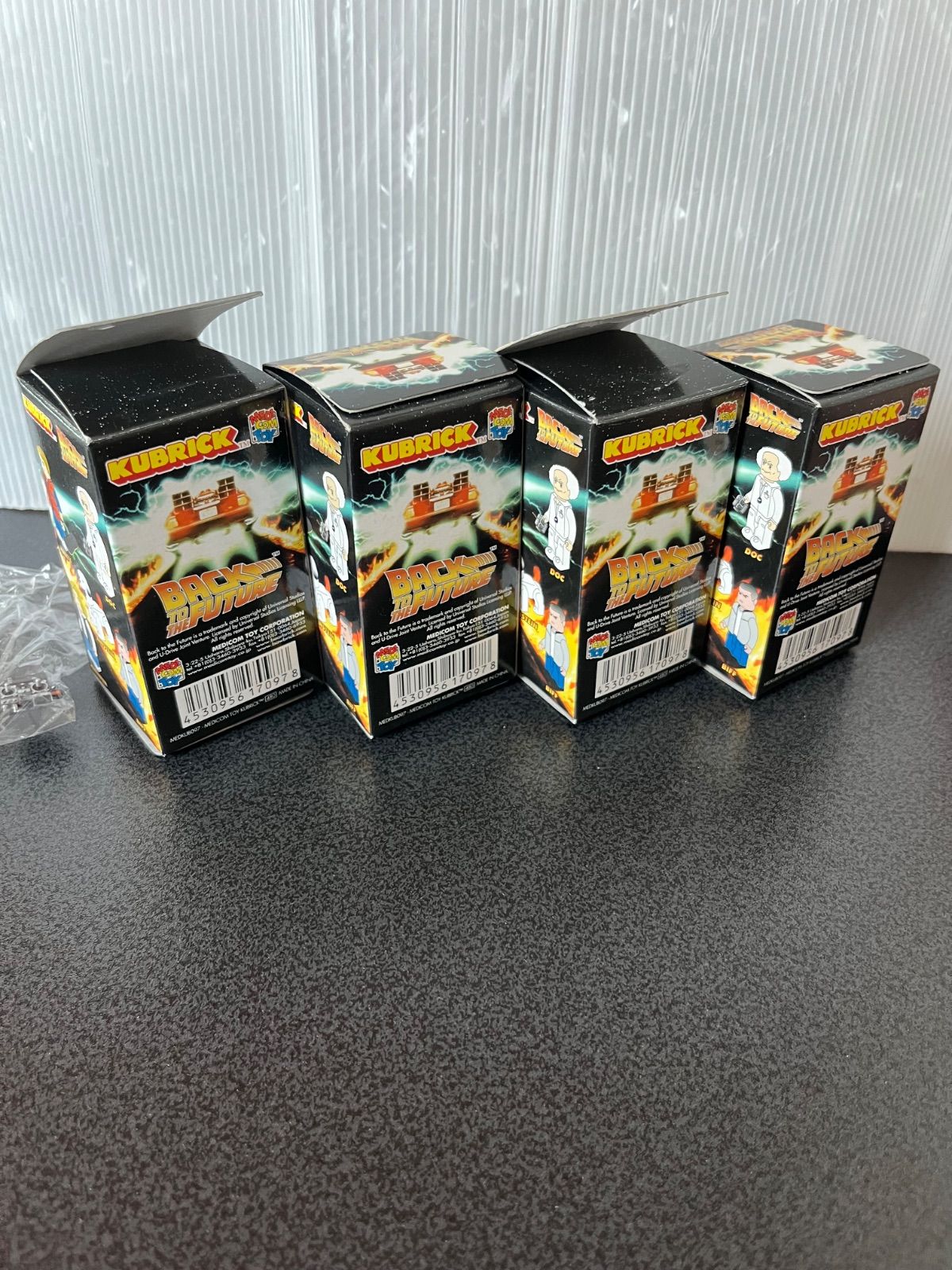 back to the future kubrick デットストック 新品 - メルカリ