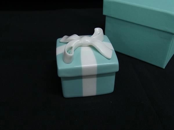 美品☆Tiffany ティファニー ジュエリーケース ティファニーブルー☆B27 美品☆Tiffany ティファニー ジュエリーケース ティファニー