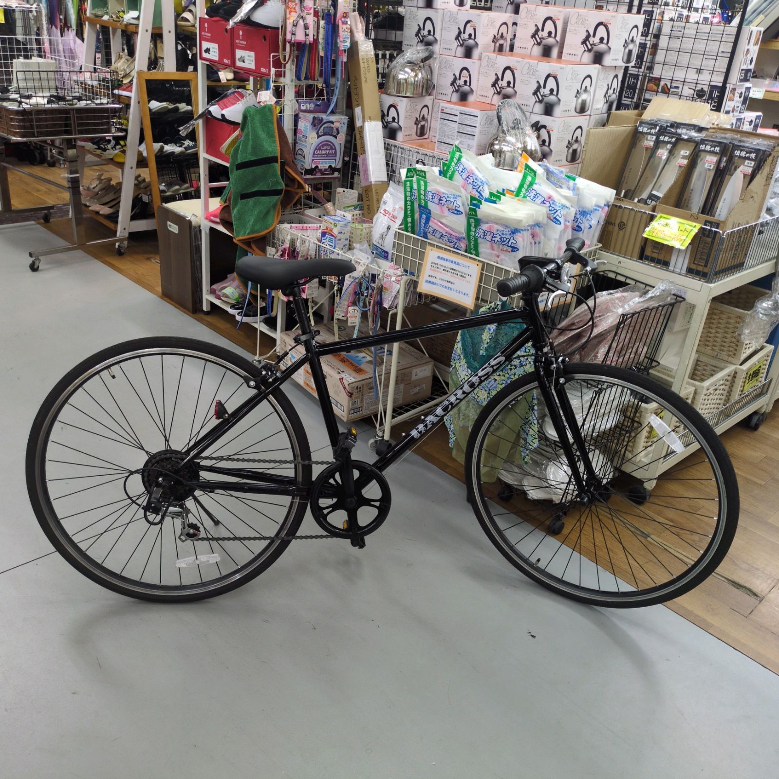 J522 ★比較的ｷﾚｲ★クロスバイク★BACROSS★6段★700✕28C J522 ☆比較的ｷﾚｲ☆クロスバイク☆BACROSS☆6段☆700✕