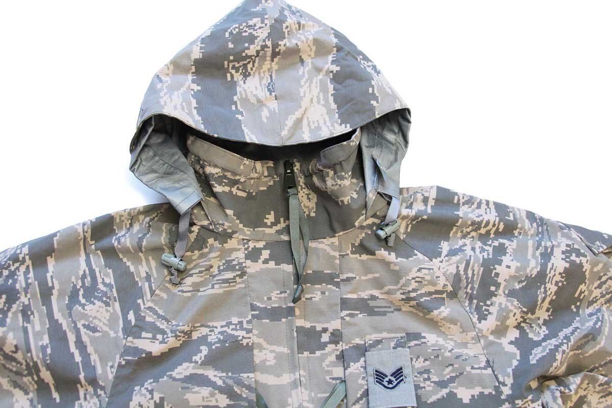 00s アメリカ軍 USAF デジカモ ゴアテックス パーカー ジャケット 古着 00s 米軍 USAF APECS ABU デジタル タイガーカモ GORE-TEX