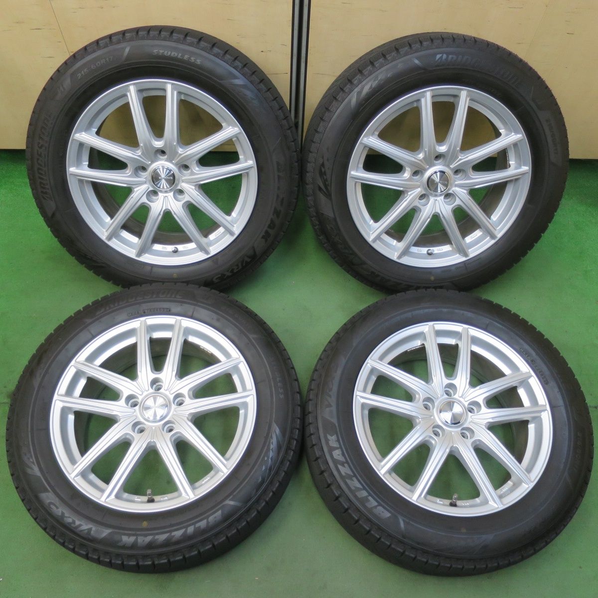 バリ溝 ブリヂストン VRX3 215/60R17 BLIZZAK 2022年 スタッドレス 4本