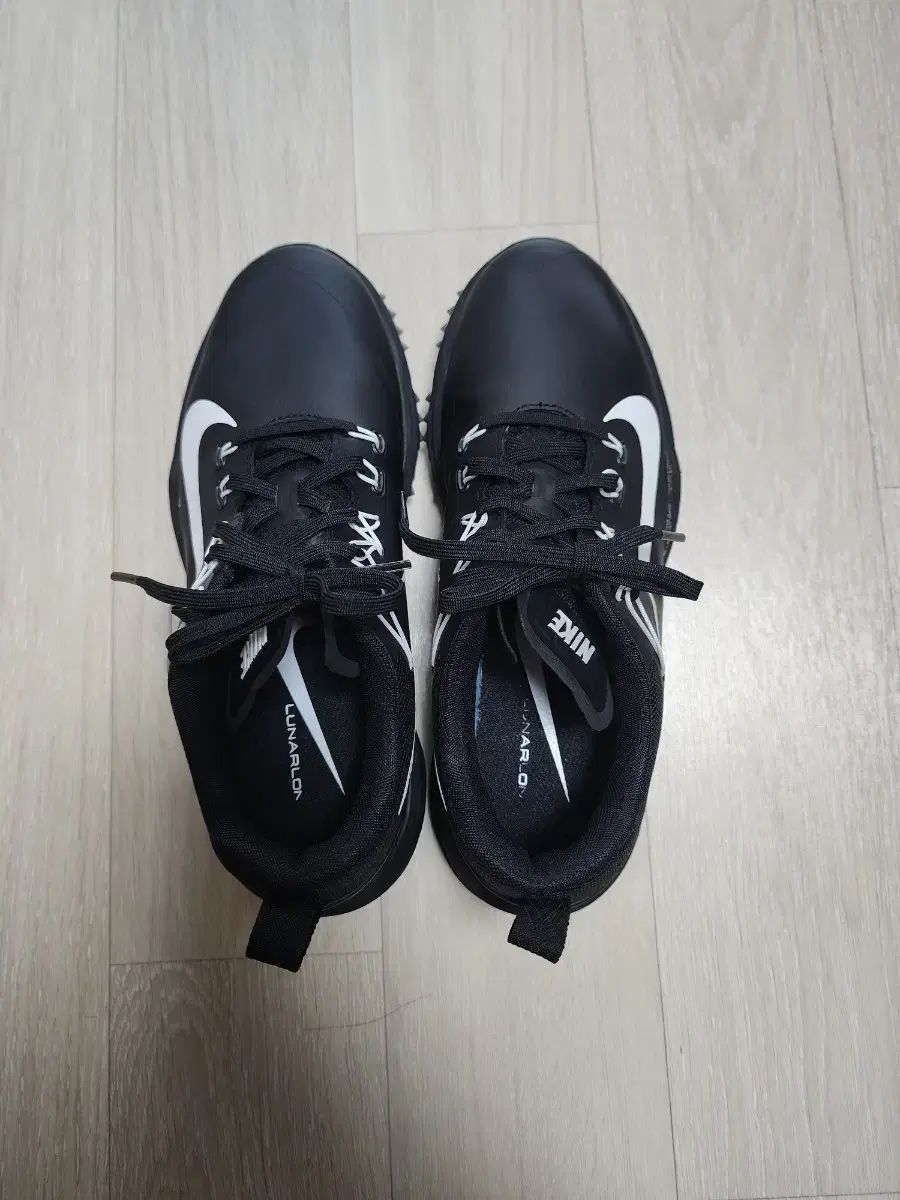 寿司 NIKE