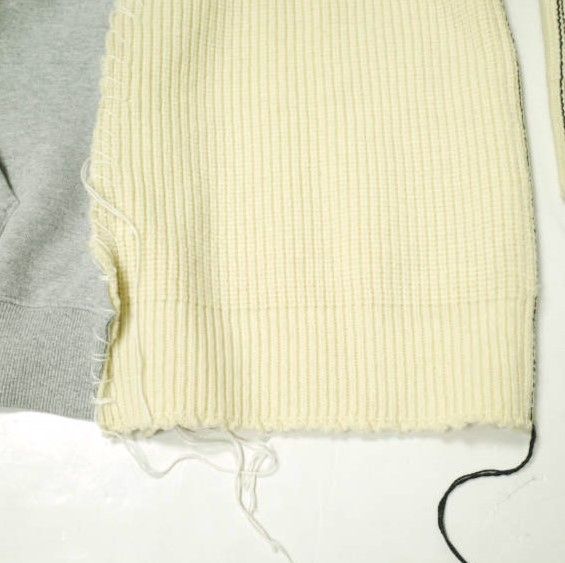 オーバーサイズ リメイクニット