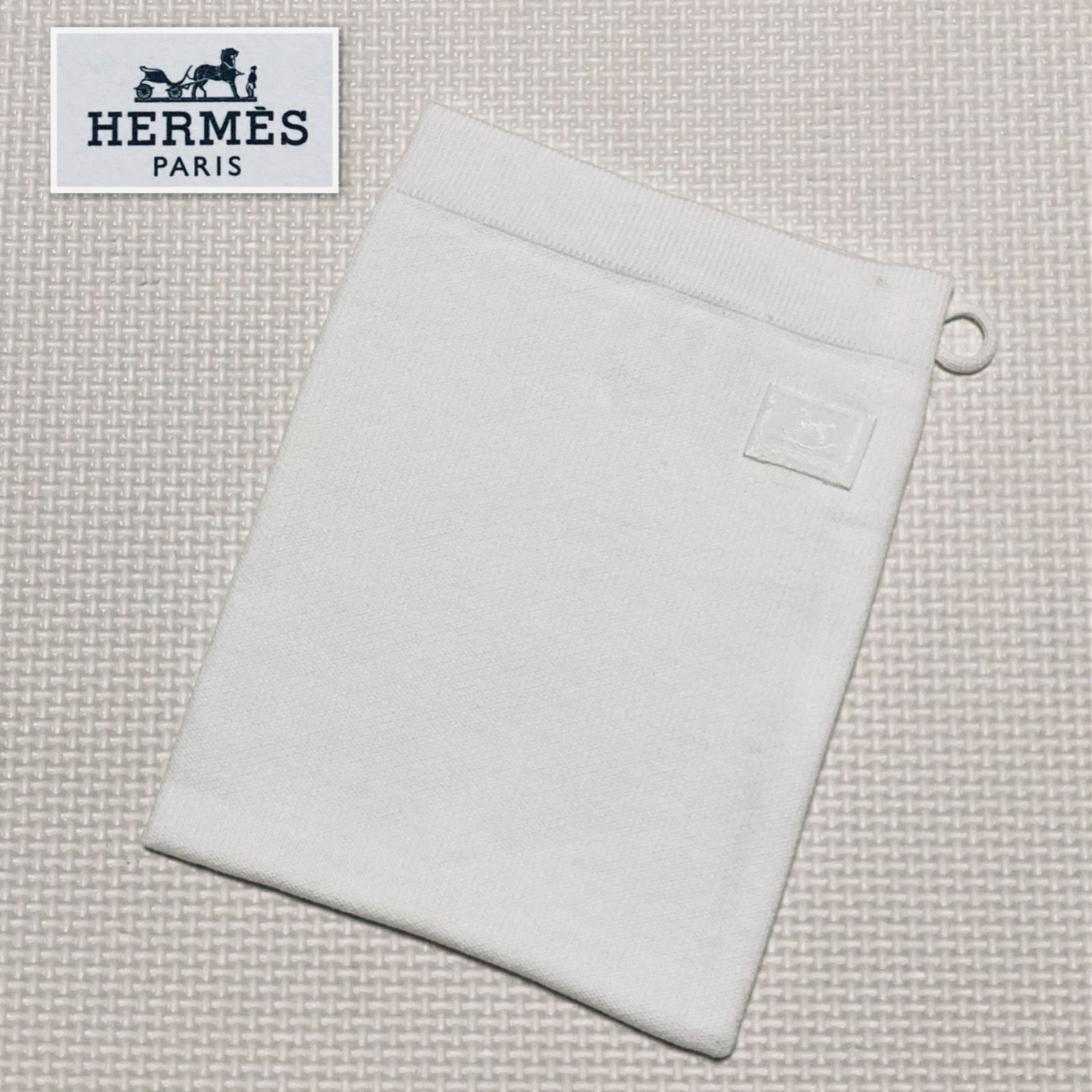 稀少 HERMES エルメス ベビーライン Ploufシリーズ プルフ 洗浄用ミトン ウォッシュグローブ ロッキングホースタグ 木馬タグ 吊り下げ用ロープ ホワイト 紙カード付き イタリア製 コットン