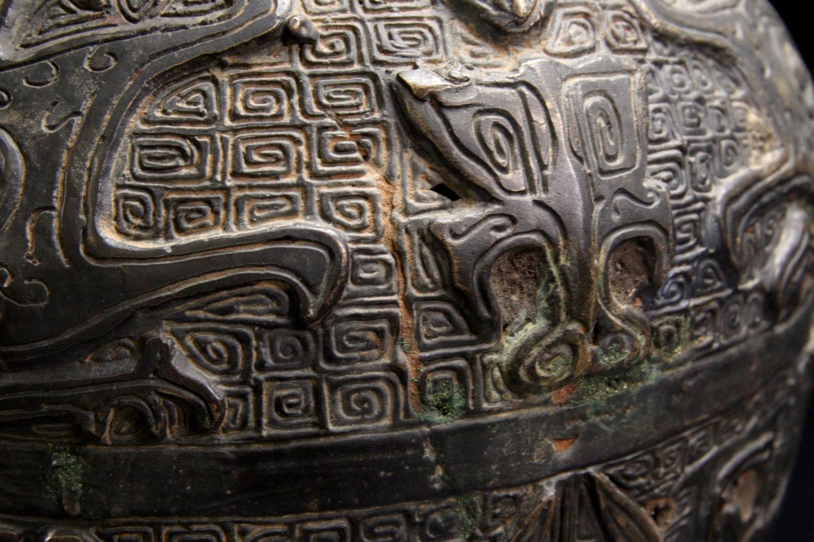 中国美術 青銅製 饕餮文蟠龍蓋罌 39cm 4487g 唐物骨董 楾 R193.2-ORQ8