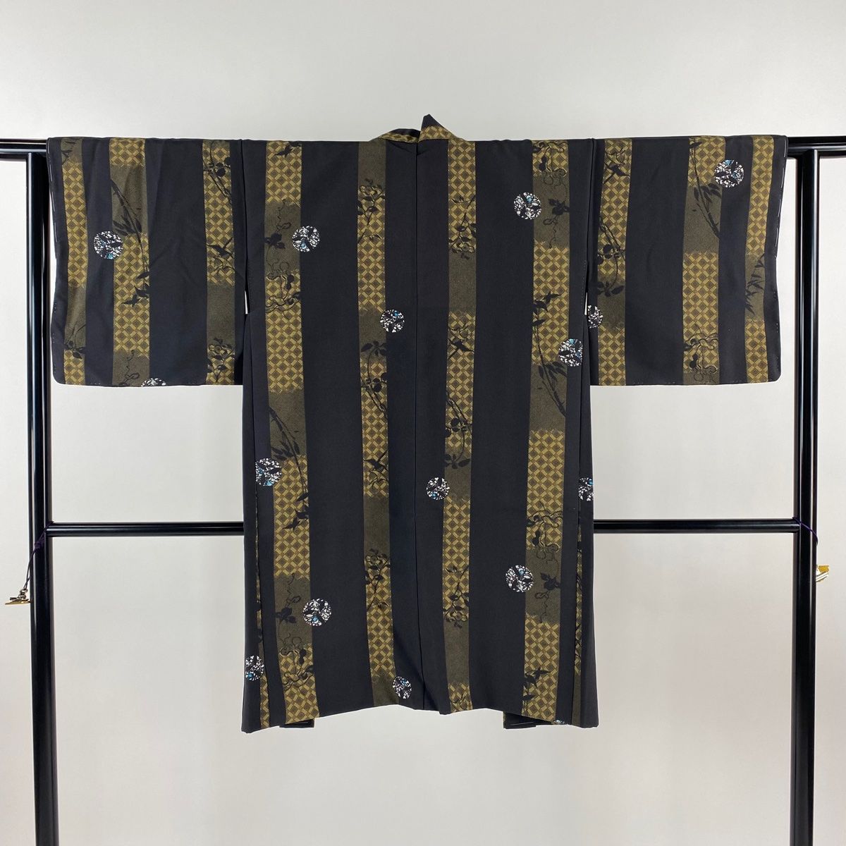 羽織 身丈98.5cm 裄丈61.5cm S 瓢箪 草花 墨色 化繊 美品 優品 【中古 