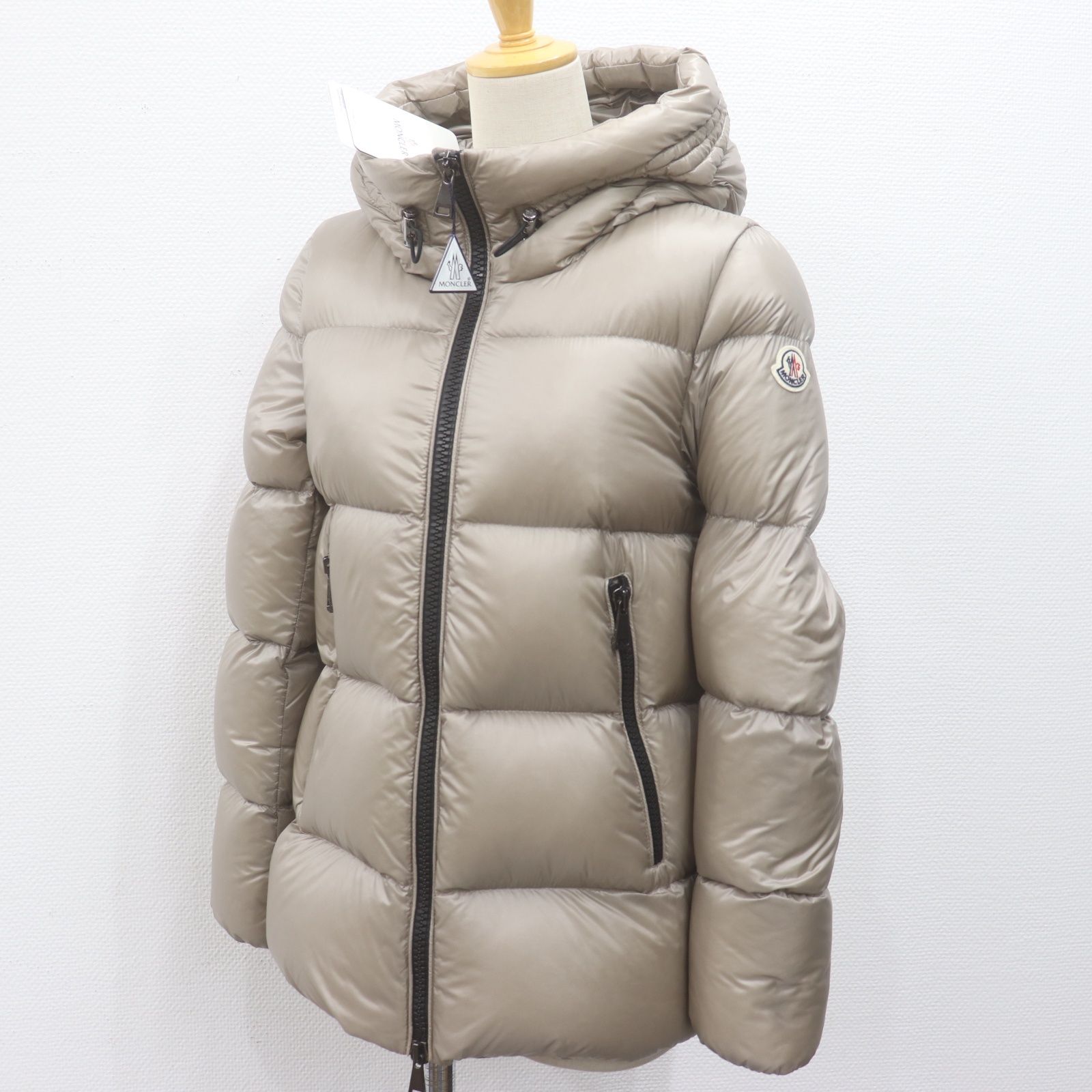 ITDI9O23P7HW 国内正規品 MONCLER モンクレール SERITTE