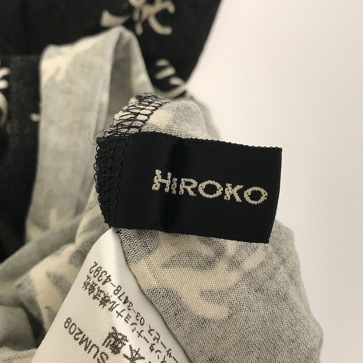 ☆美品☆ HIROKO KOSHINO ヒロココシノ トップス チュニック Uネック