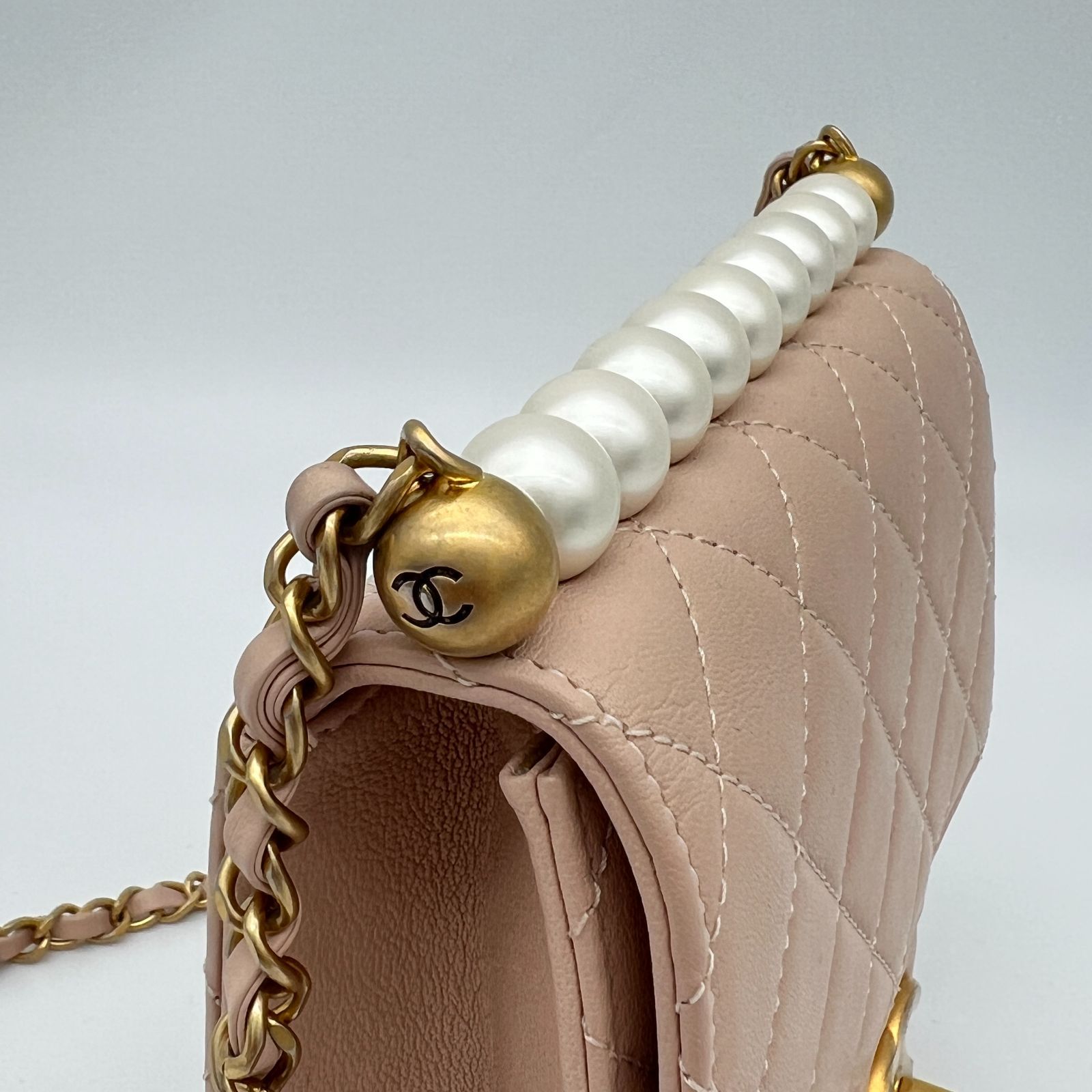 CHANEL（シャネル）マトラッセ チェーンショルダー 27番台 フェイク 