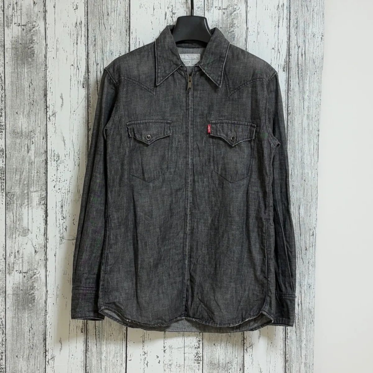 希少リーバイス60507ブラックデニムジップアップカバーオール美品L正規LEVI'SビンテージUSED加工ウエスタンシャツジャケットGジージャン LEVI\u0027S リーバイス 60507 ジップ ブラック デニムシャツ L - メルカリ