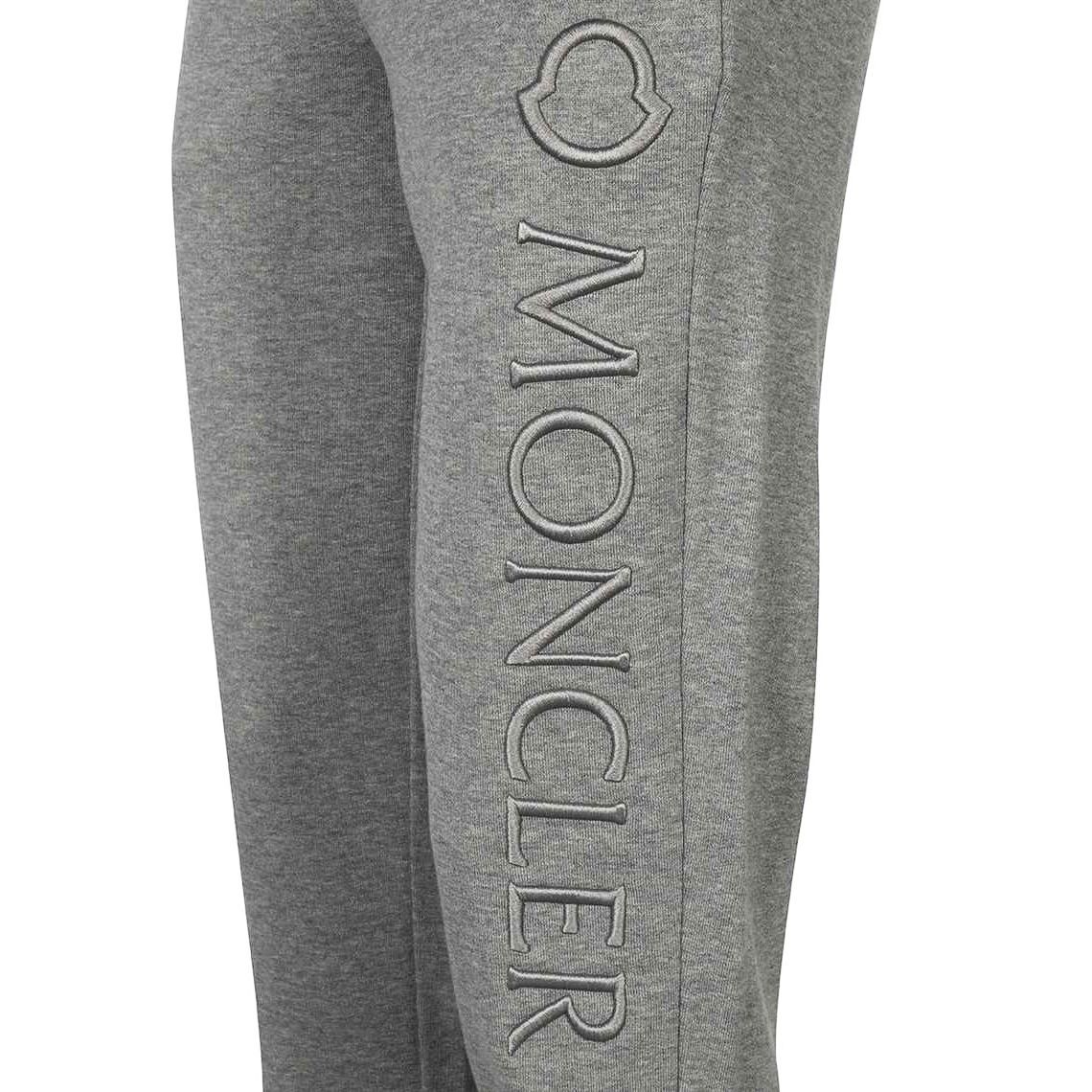 4 MONCLER モンクレール グレー 8H73010 MONCLER レタリングロゴ 4 MONCLER モンクレール グレー 8H73010 MONCLER レタリングロゴ