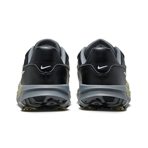 ゴルフシューズ