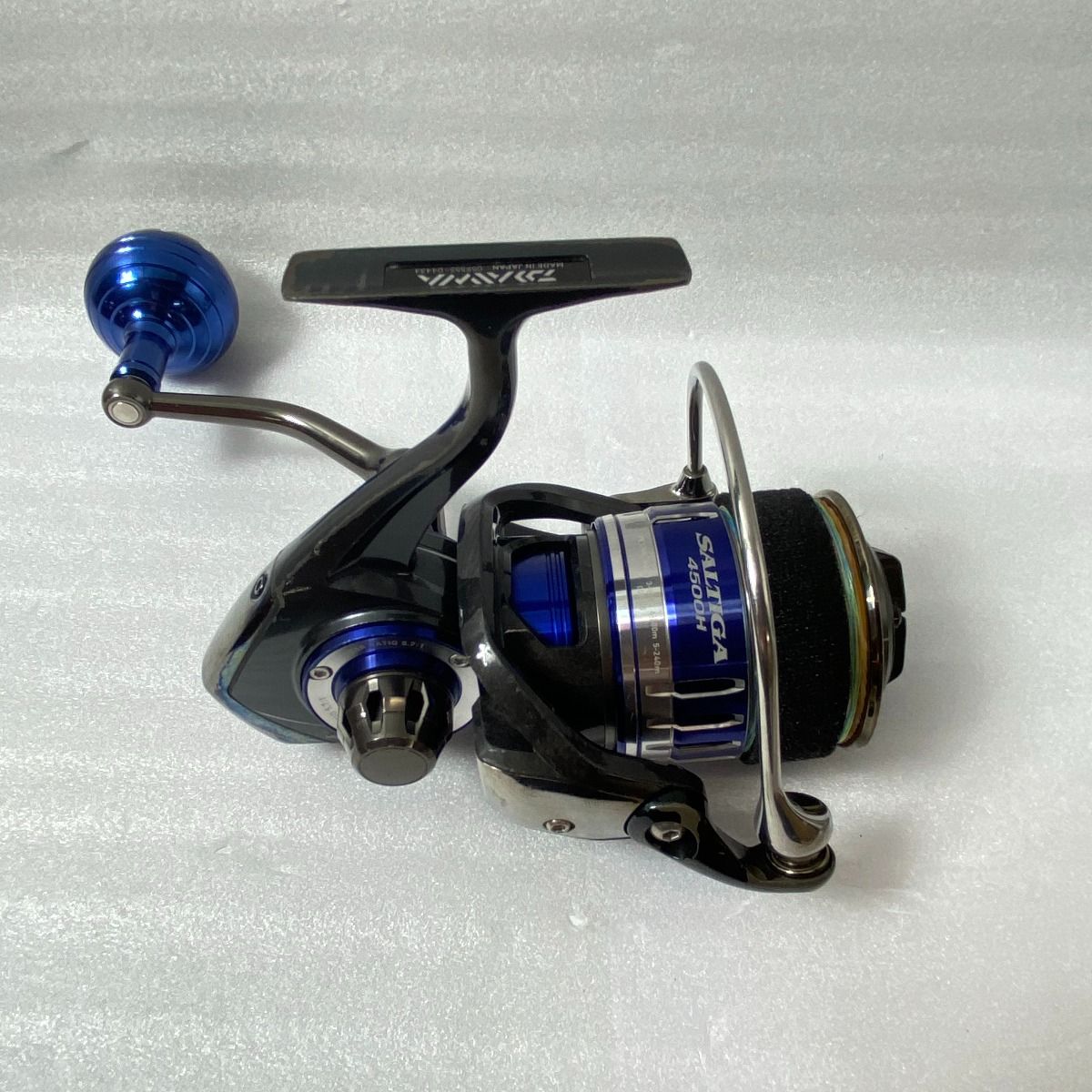 ΨΨDAIWA ダイワ ソルティガ4500H 05955 スピニングリール ケース付  