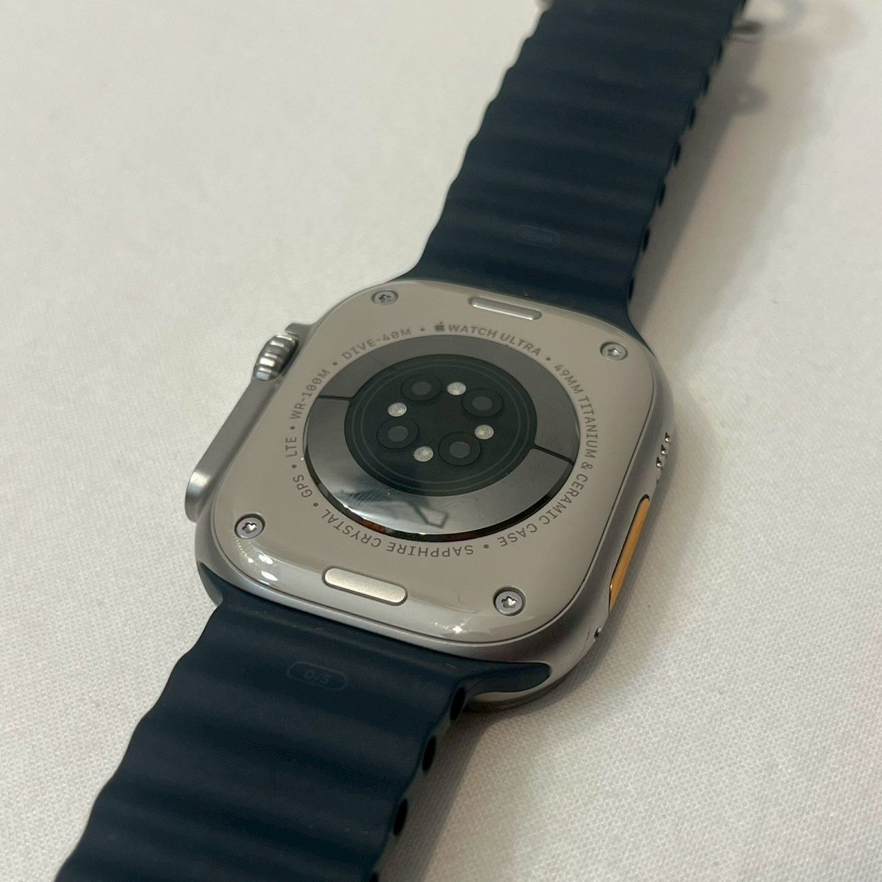 美品】Apple/Watch/Ultra/第1世代/49mm/チタニウム/MQFK3J/A 美品】Apple/Watch/Ultra/第1世代/49mm/チタニウム/MQFK3J/A