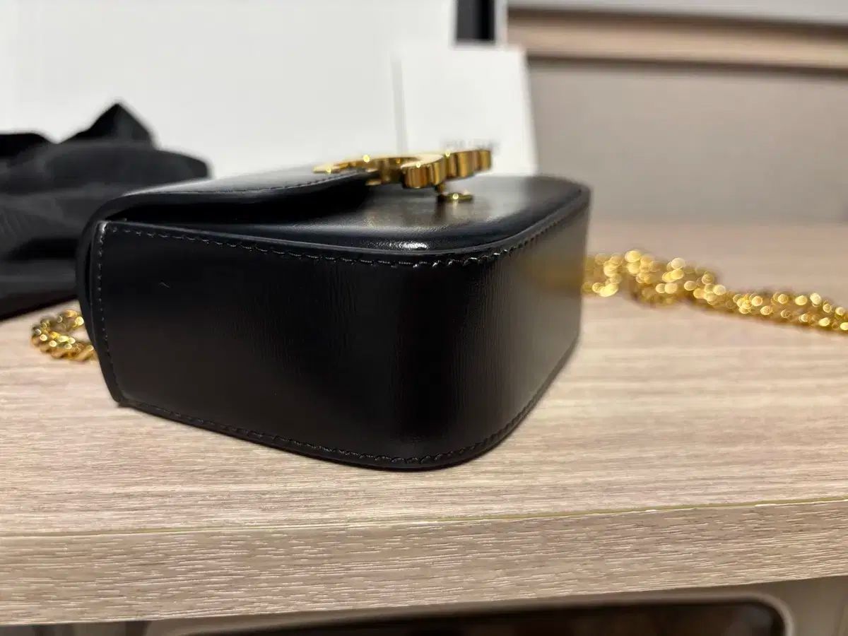 チェーンバッグ