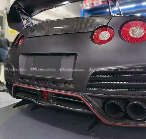 Ｒ35カーボンファイバー リアリップスポイラー Amazon.co.jp: ハーフカーボンファイバーカーボディキットリア
