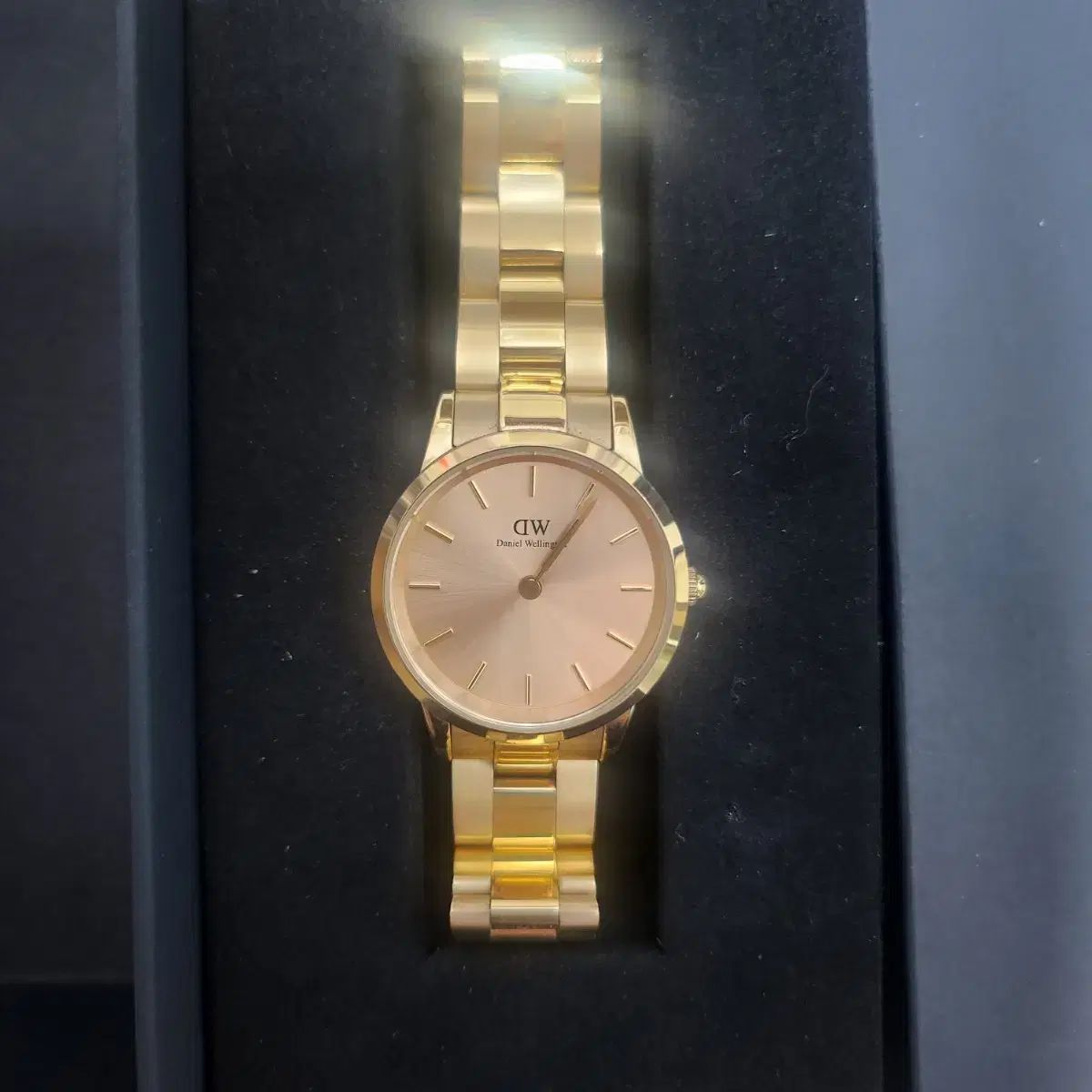 DANIEL WELLINGTON ダニエルウェリントン 女性用メタルウォッチ