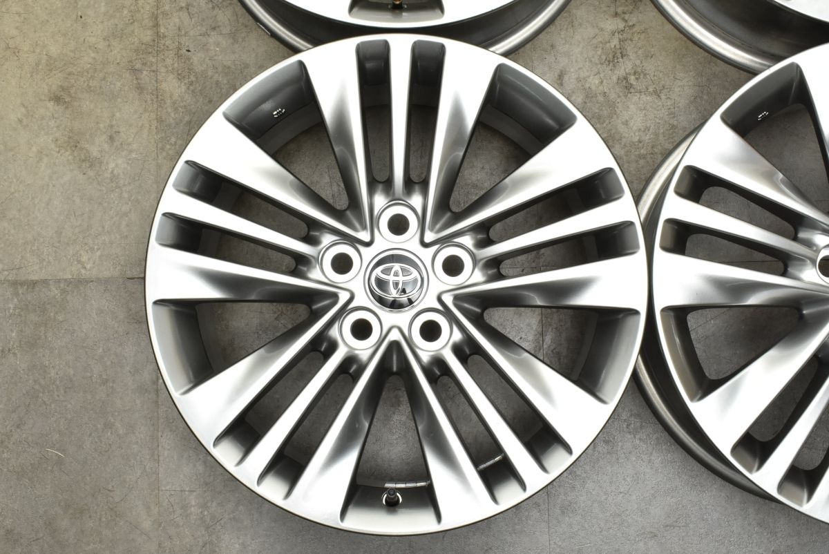 専用　のぶぼー様 美品　トヨタアルファード18インチ スタッドレスタイヤ 専用 のぶぼー様 美品 トヨタアルファード18インチ スタッドレスタイヤ