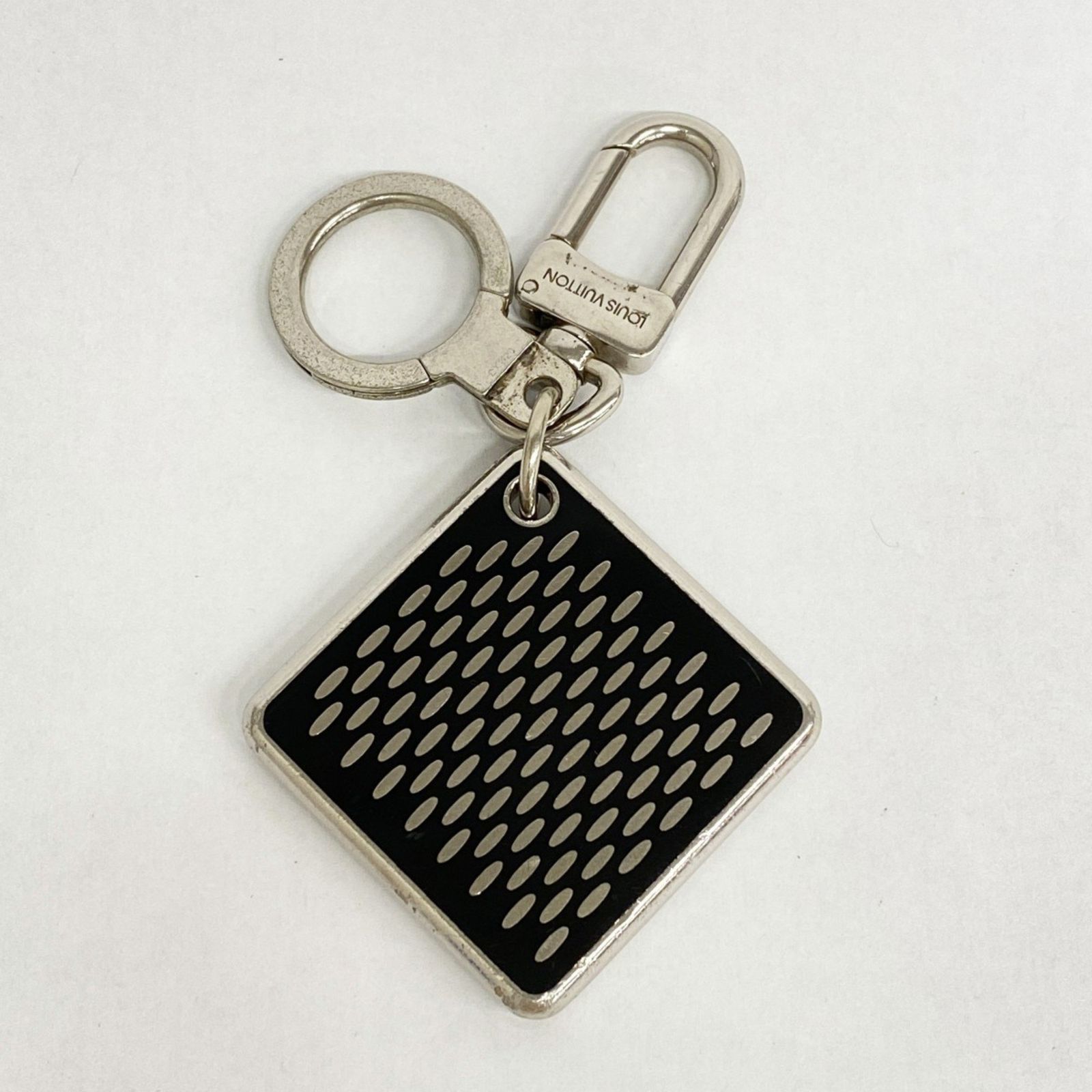 LOUIS VUITTON M66268 キーリング LOUIS VUITTON M66268 キーリング