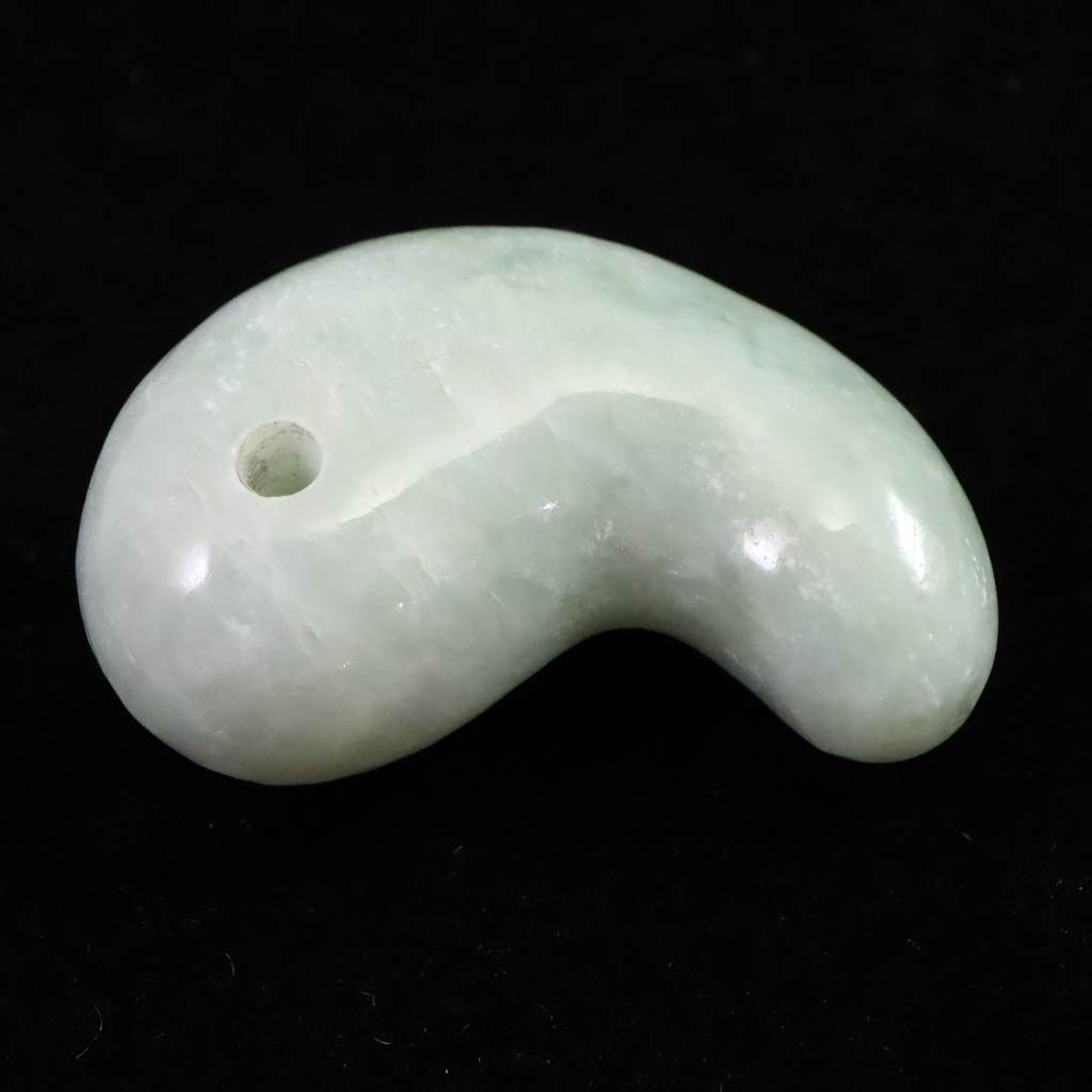 翡翠 糸魚川翡翠 価格.com - 勾玉」の人気商品一覧・価格比較 小滝産
