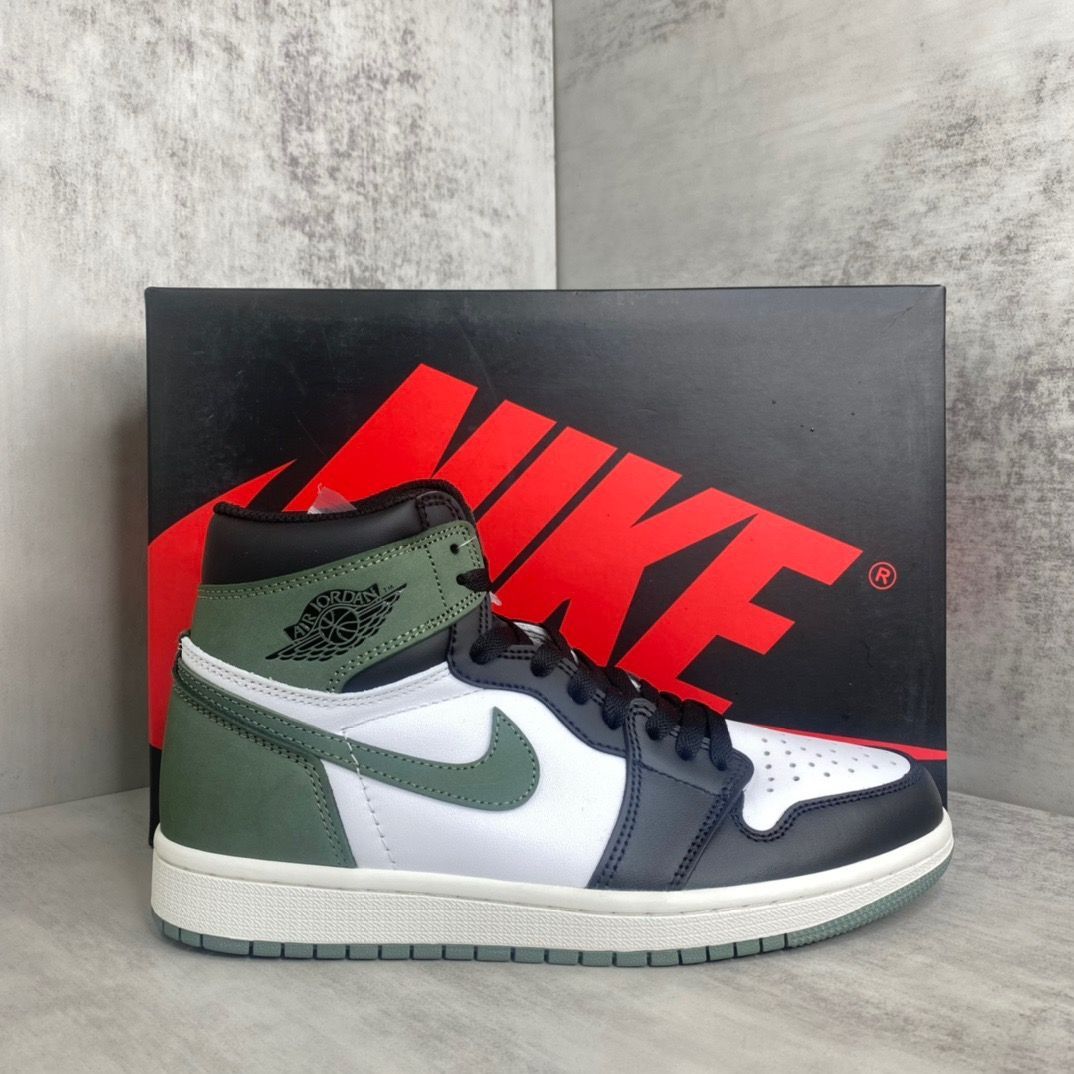 Nike Air Jordan 1 Retro High 