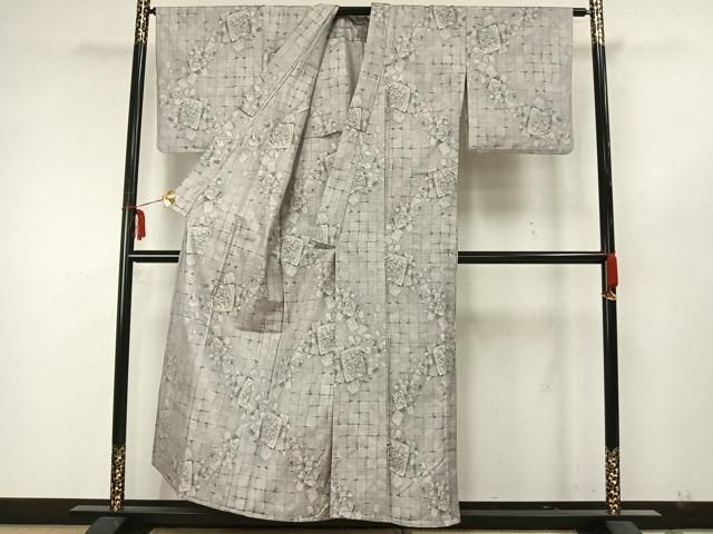 平和屋着物▽都喜ヱ門　本場大島紬　単衣　白大島　色紙草花文　藤絹織物謹製　正絹　逸品　AAAZ9535fy 平和屋着物▽都喜ヱ門 本場大島紬 単衣 白大島 色紙草花