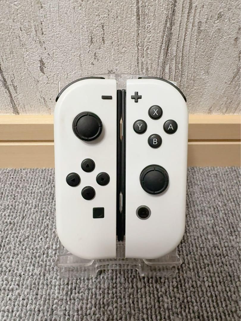 ニンテンドー Switch ジョイコン　ホワイト