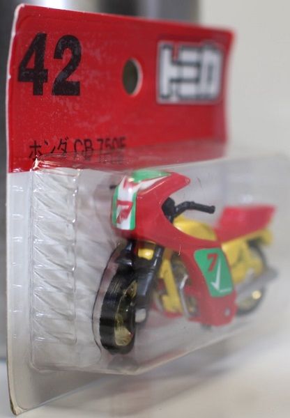 新品 トミカ 42 ホンダ CB750F 1/34 ブリスター 240001024893 - メルカリ