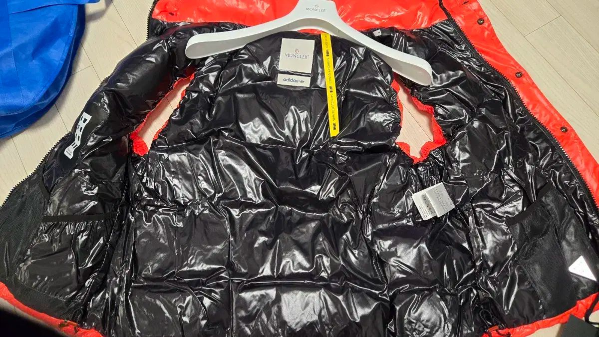 adidas(アディダス) x MONCLER(モンクレール) ダウンジャケット adidas(アディダス) x MONCLER(モンクレール) ダウンジャケット