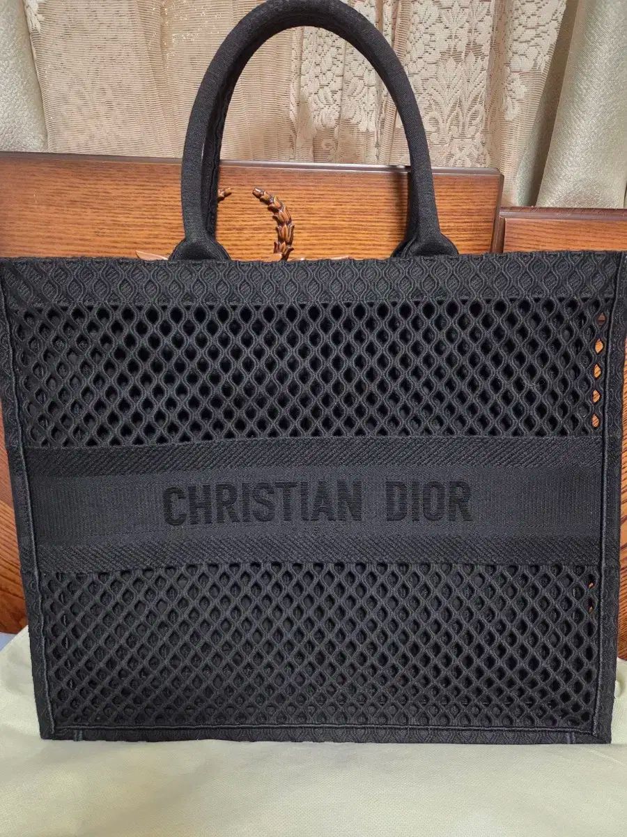Dior ブラック メッシュ トートバッグ Dior ブラックメッシュ トートバッグ ノベルティ - メルカリ