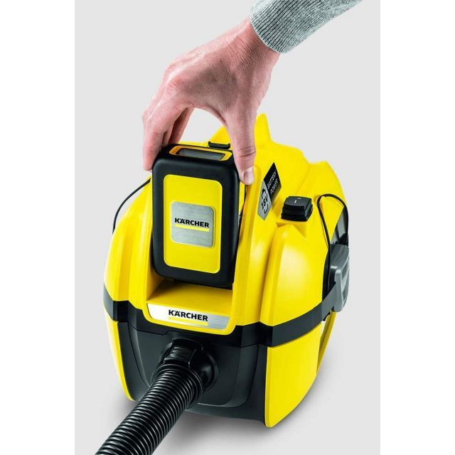 KARCHER 乾湿両用バキュームクリーナー