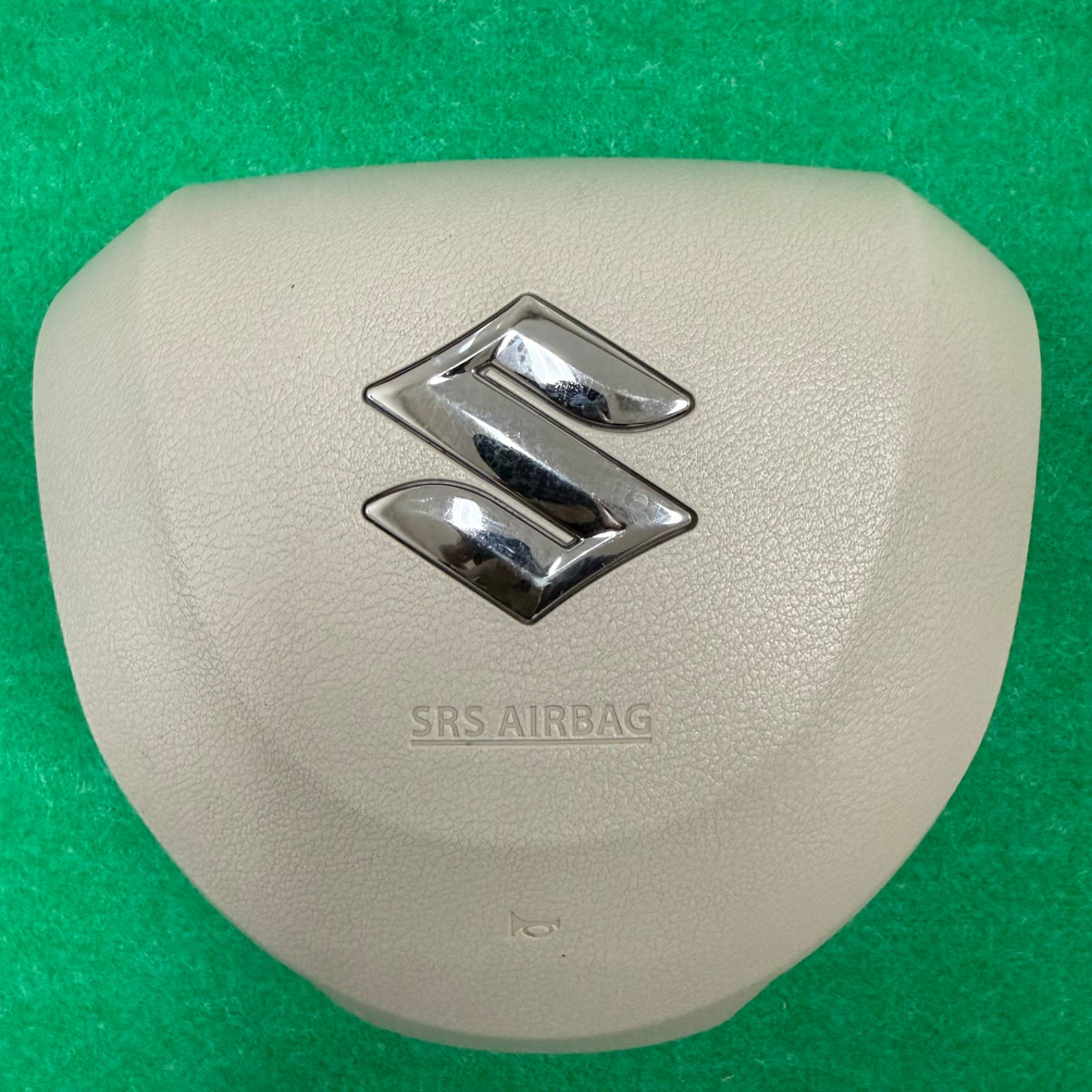 限定値下げ‼スズキ SUZUKI スペーシア MK53S 純正 ホーンパッド エア