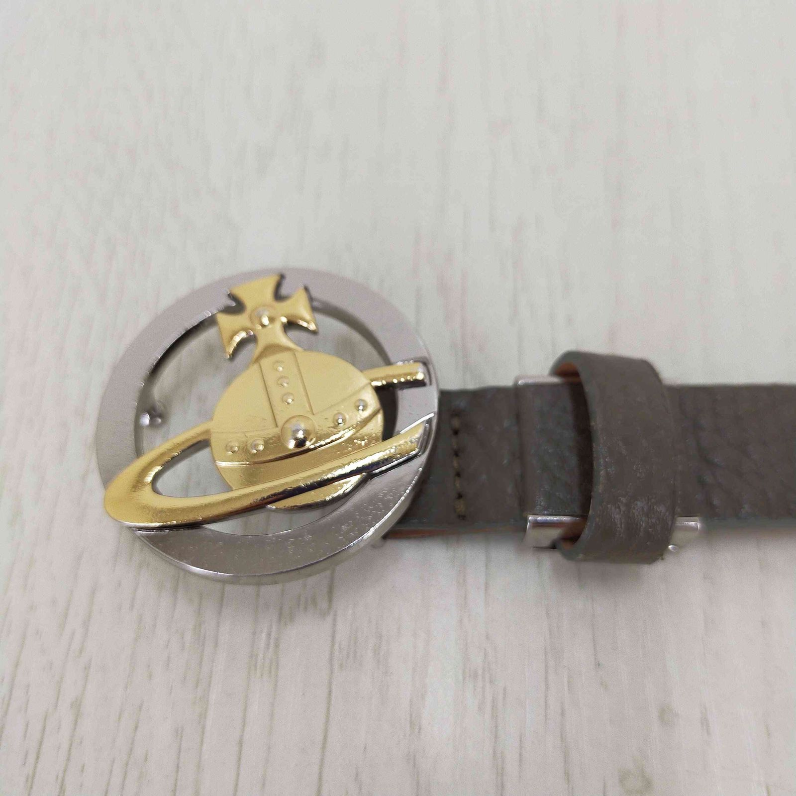 ヴィヴィアンウエストウッド Vivienne Westwood オーブバックルレザー 