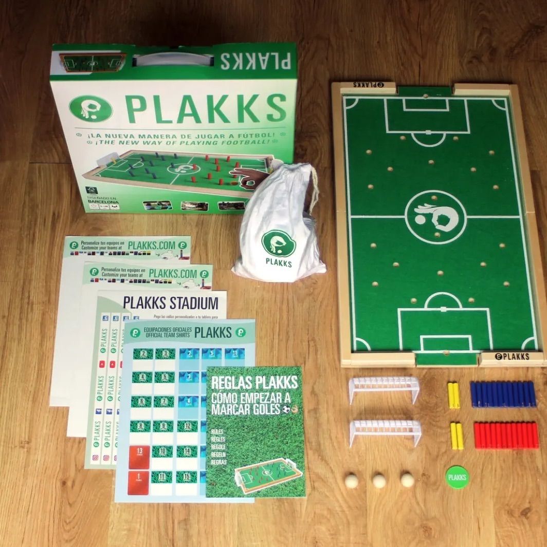 PLAKKS|スペイン発|木製サッカーボードゲーム