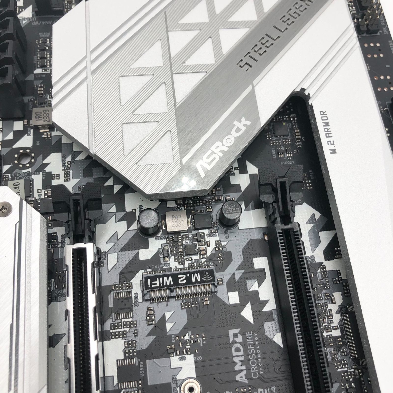 B550チップセット搭載 ATX
