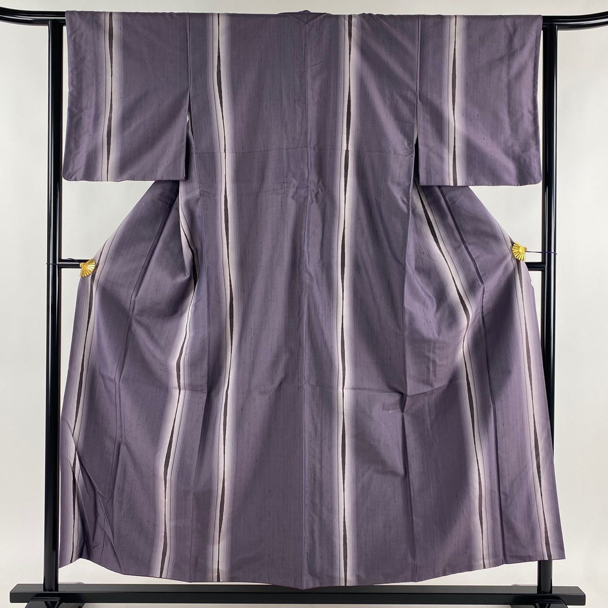 在庫一掃】 紬 身丈154.5cm 裄丈62cm S 袷 縦縞 縦ぼかし 紫 正絹 美品  
