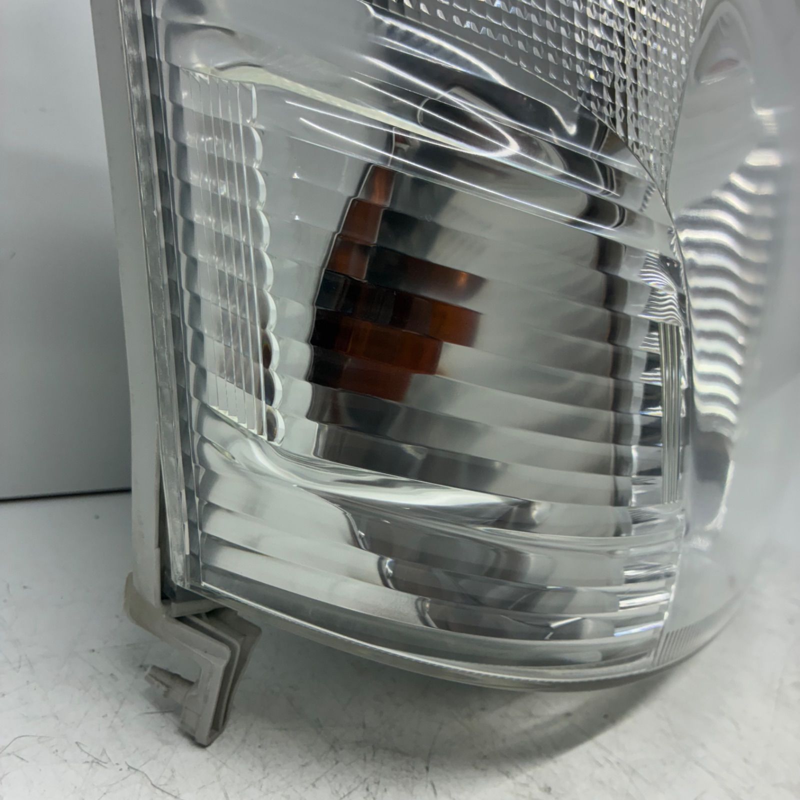 ハイゼット ヘッドライト