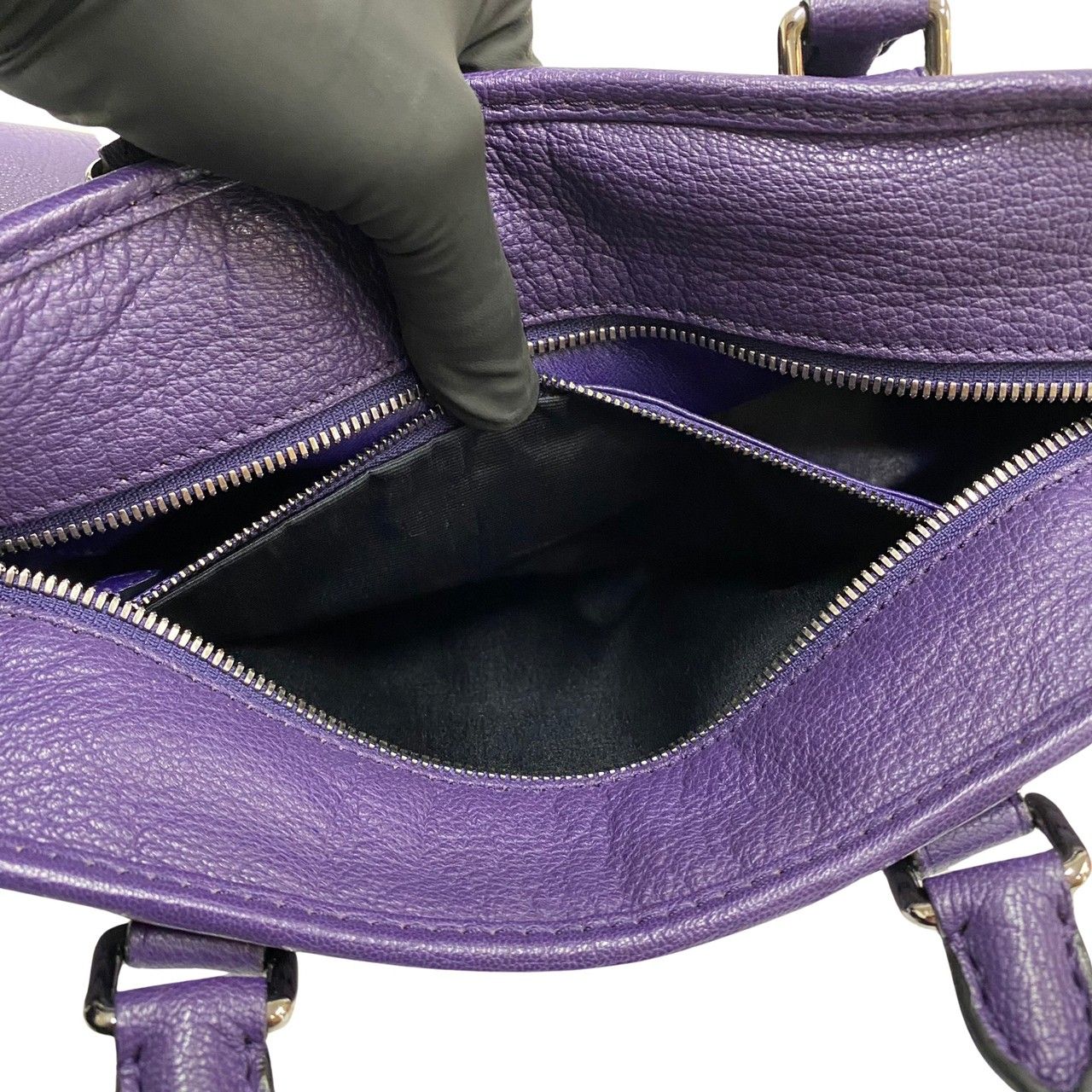 極 美品 LOEWE ロエベ アマソナ 28 アナグラム ロゴ レザー 本革