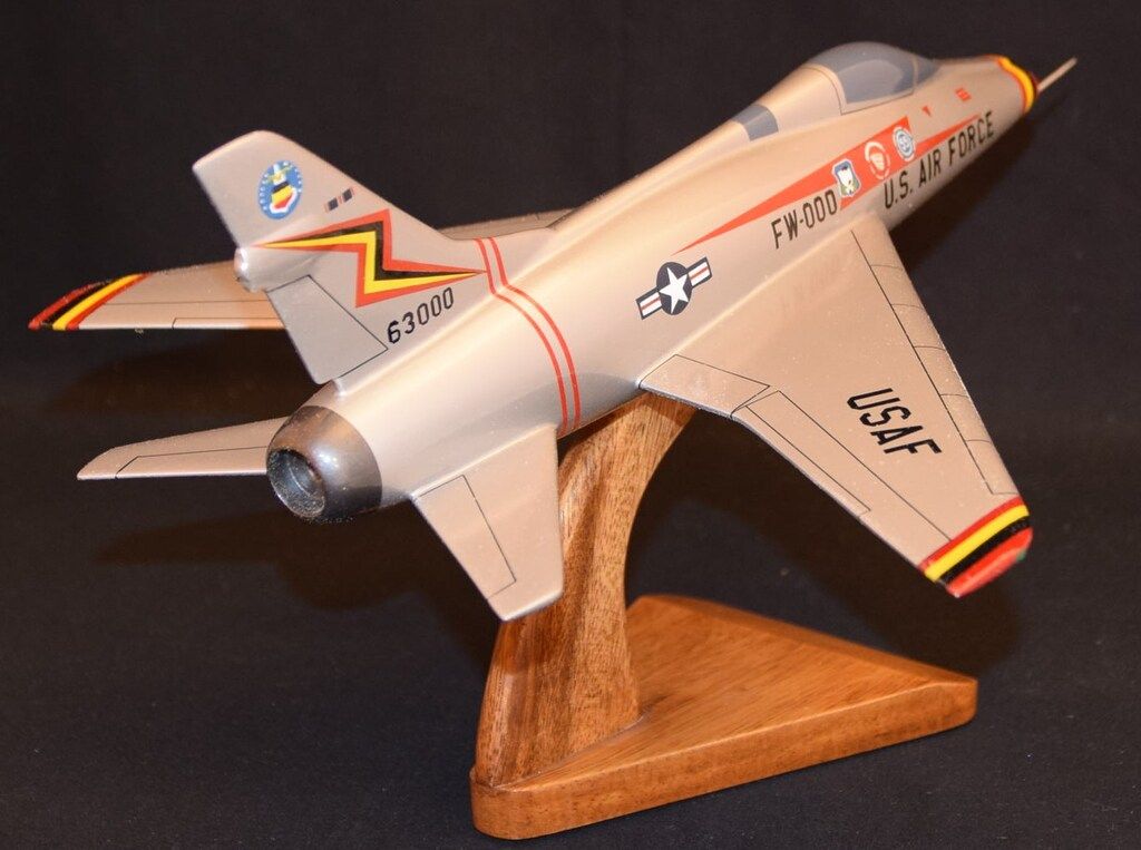 JALUX 1/130 B737-400 JAL×KOBUKURO JALUX 1 130 B737-400 JAL×KOBUKURO目立った傷や汚れなし CHESHIRE