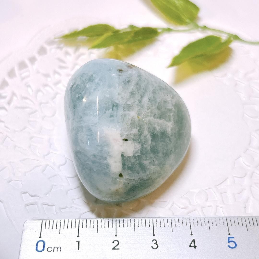 【E15740】アクアマリン　ペブル　磨き石　緑柱石　ブラジル　Aquamarine