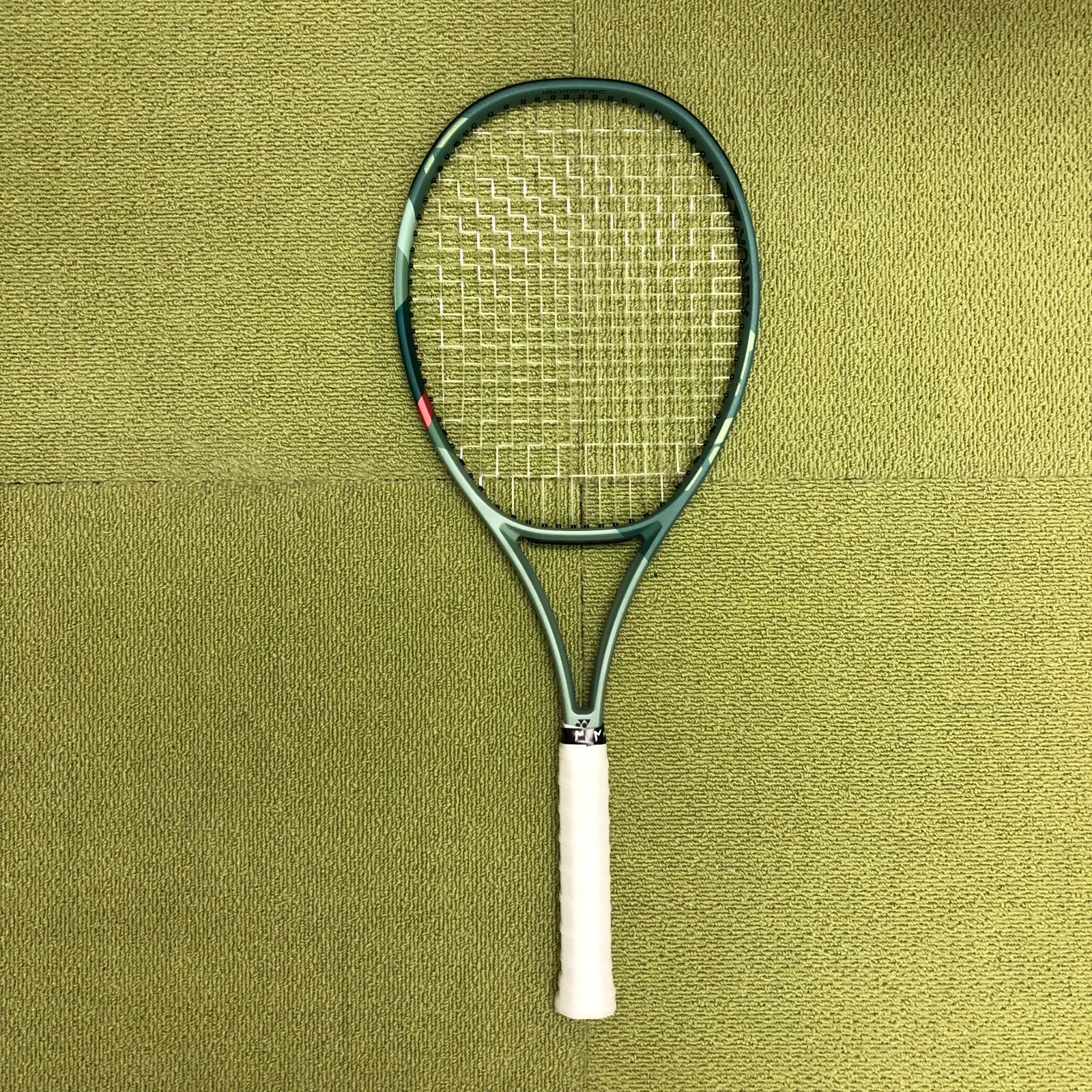 YONEX パーセプト100D G2 （Yonex Percept 100L Tennis Racket