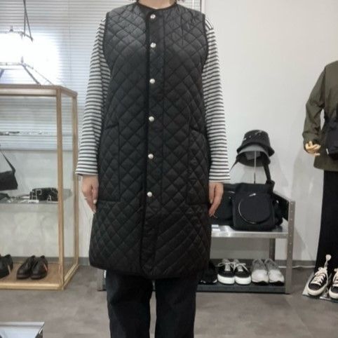 UNIVERSAL OVERALL/ QUILT LONG VEST BLACK - メルカリ